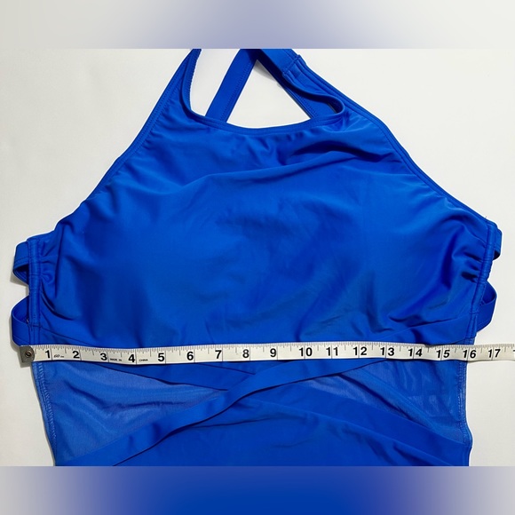 Halter open back one piece swimsuit with mesh - Picture 4 of 6